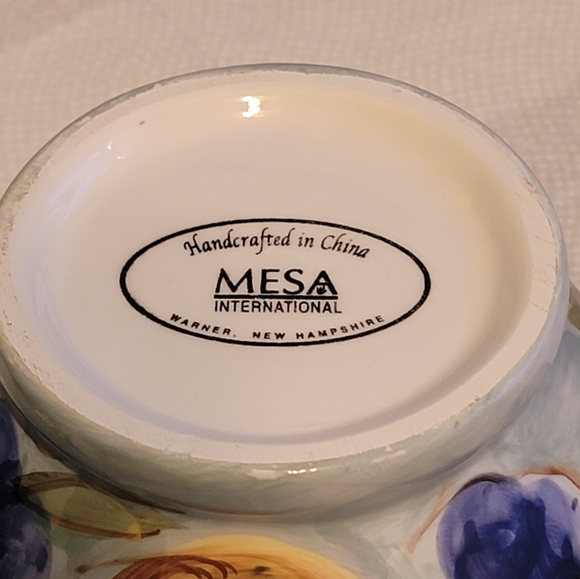 Vtg. Single Teapot & Cup Stackable Ceramic Set, Santa Rosa Pattern - Picture 3 of 6